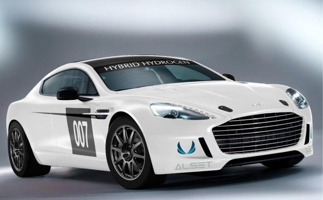 The Aston Martin Hybrid Hydrogen Rapide S race car (1)